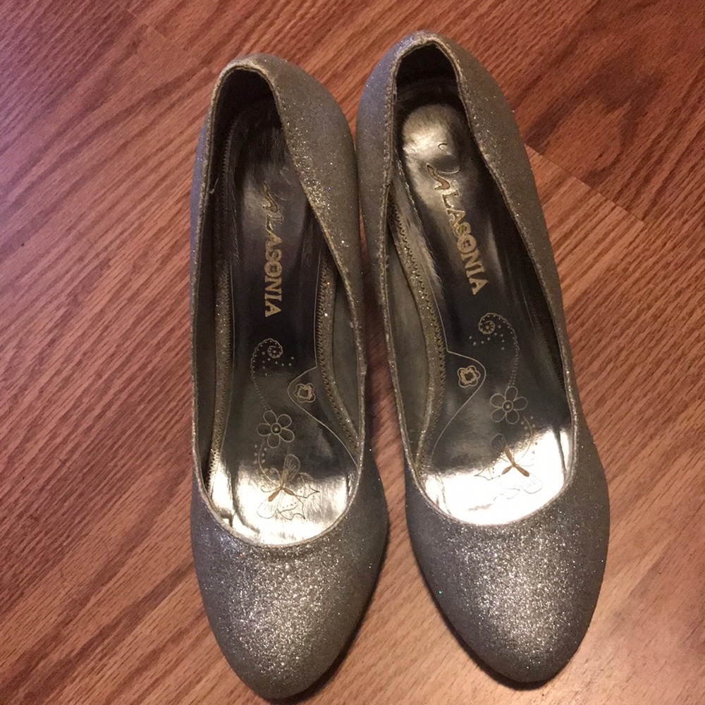 Ladies heels
